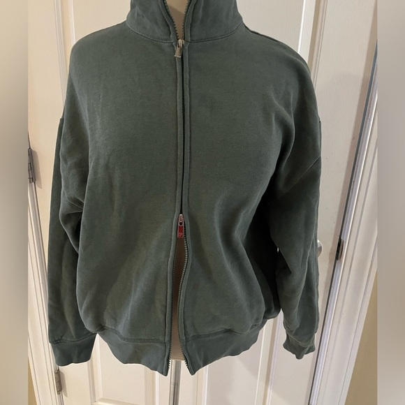 NWT Victoria’s secret PINK Olive Green Zip-Up Sweatshirt-Size Small - Picture 3 of 8